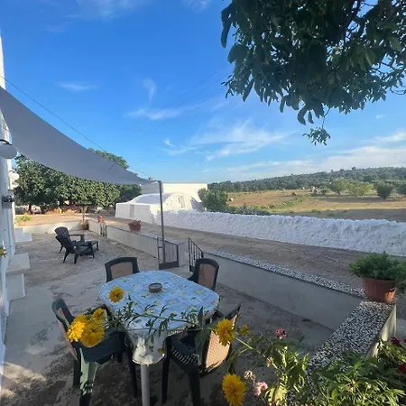 Masseria Helianthus 펜션 세글리에 메사피카
